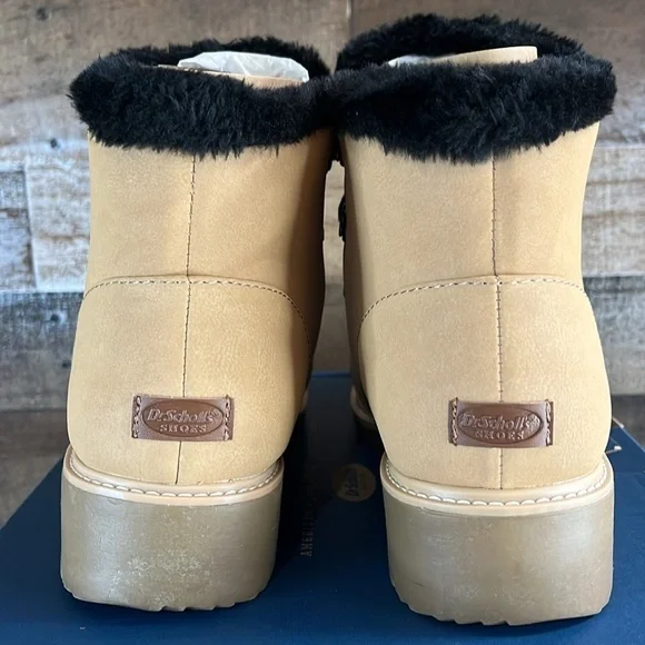 Dr Scholls Women’sSo Cozy Beige Waterproof Faux Fur Booties Size 10